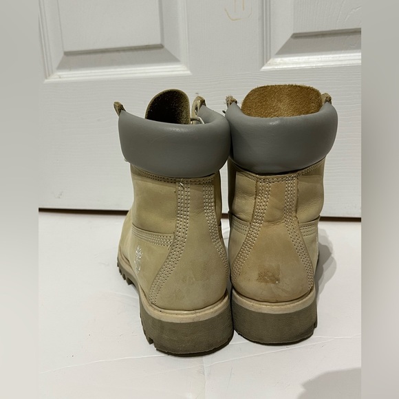 Timberland Boots - Picture 4 of 13